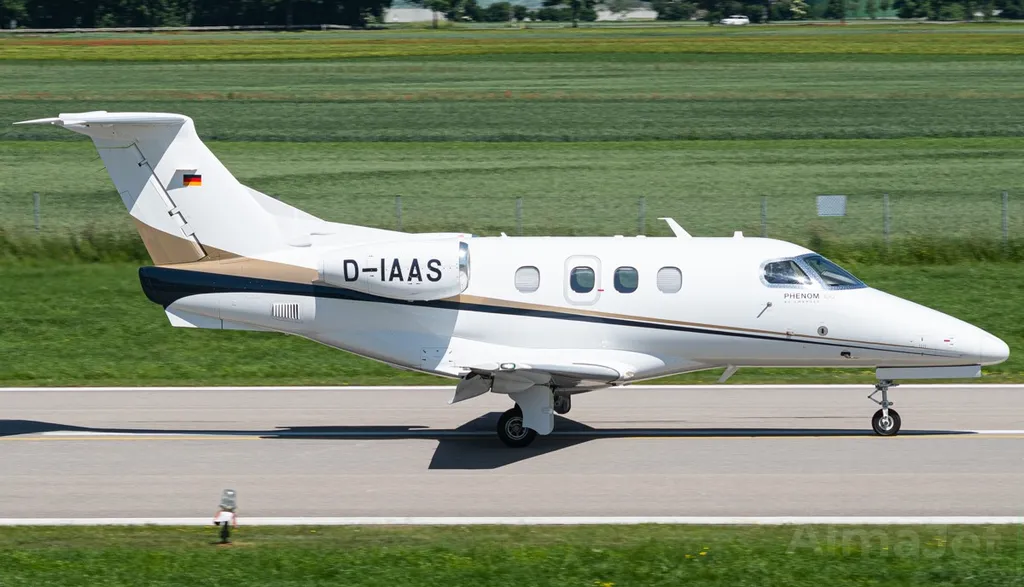 Phenom 100