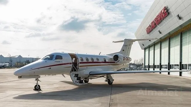 Phenom 300