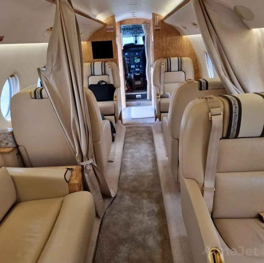 Gulfstream G-200