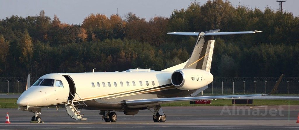 Embraer Legacy 600