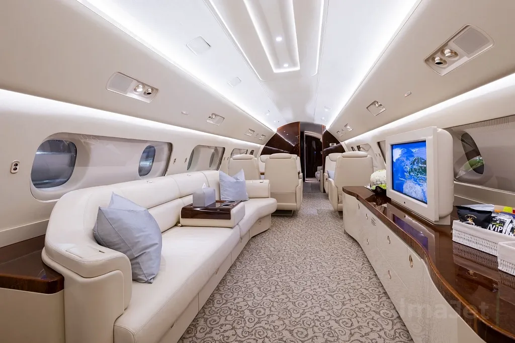 Embraer Lineage 1000