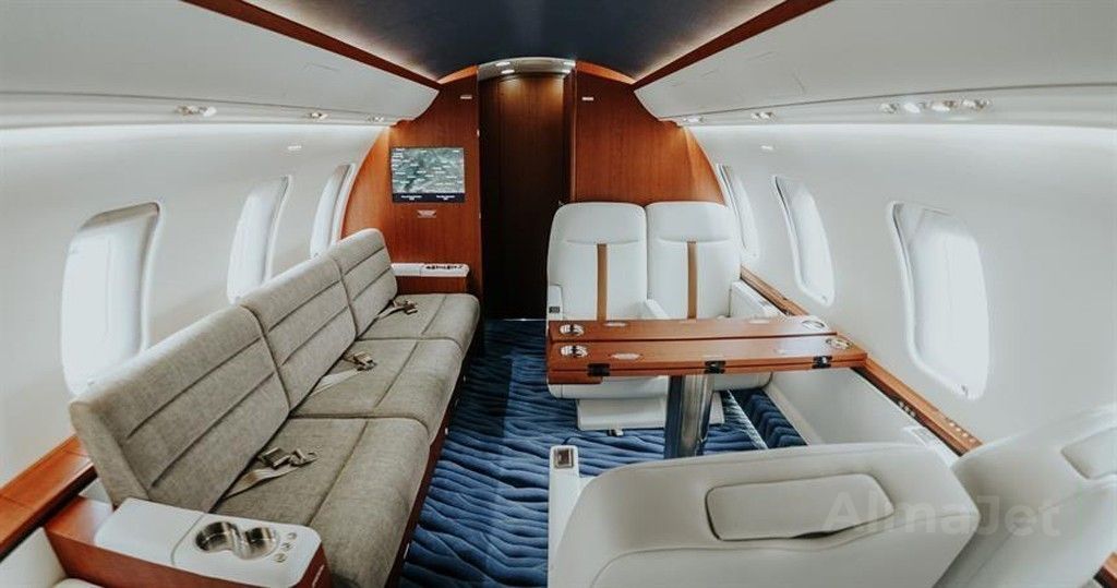 Challenger 605