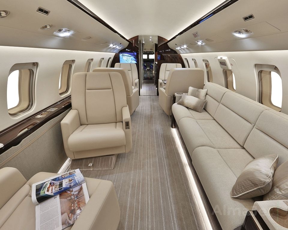 Challenger 605