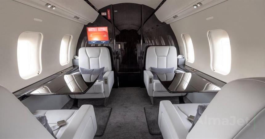 Challenger 605