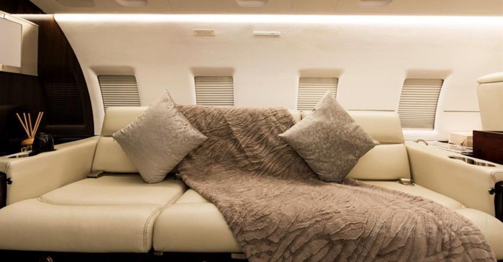 Challenger 604