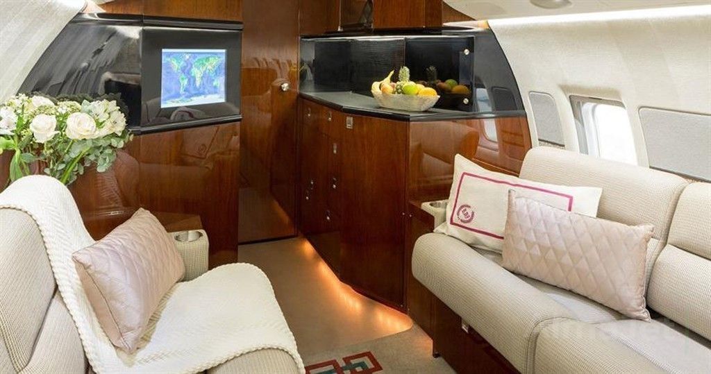 Challenger 604