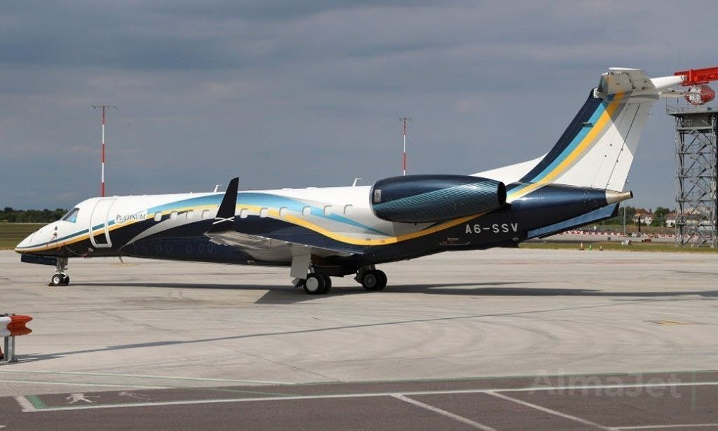 Embraer Legacy 650