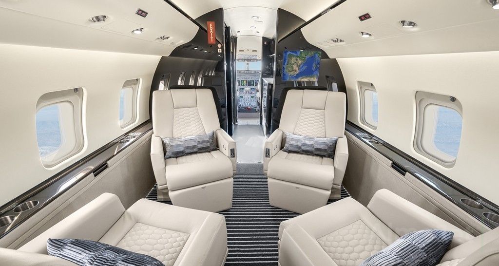 Challenger 604