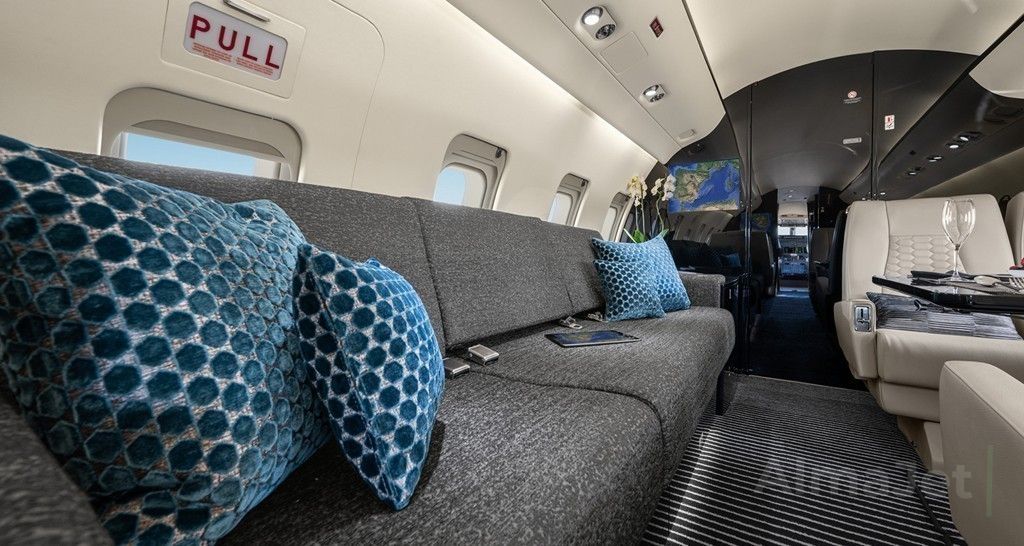 Challenger 604