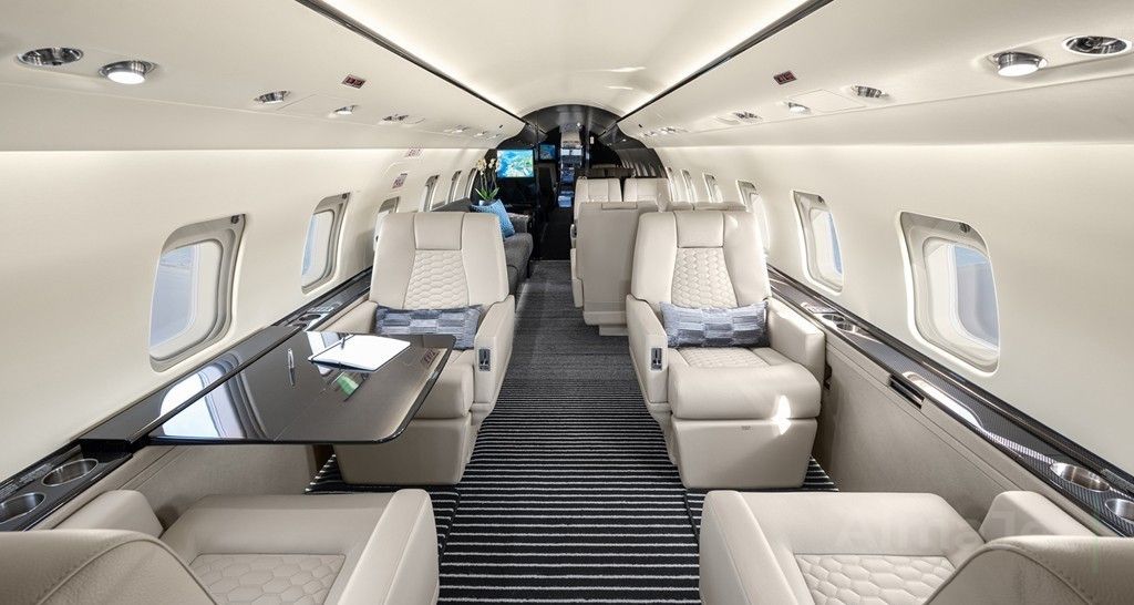 Challenger 604