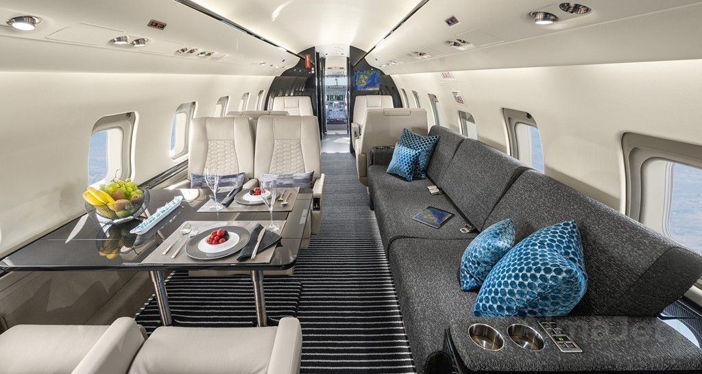 Challenger 604