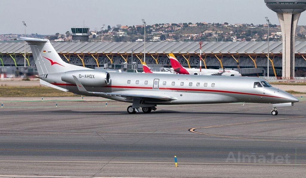 Embraer Legacy 650