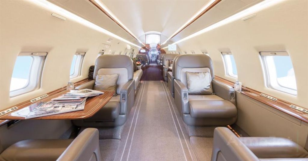 Challenger 604