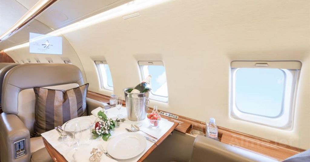 Challenger 604