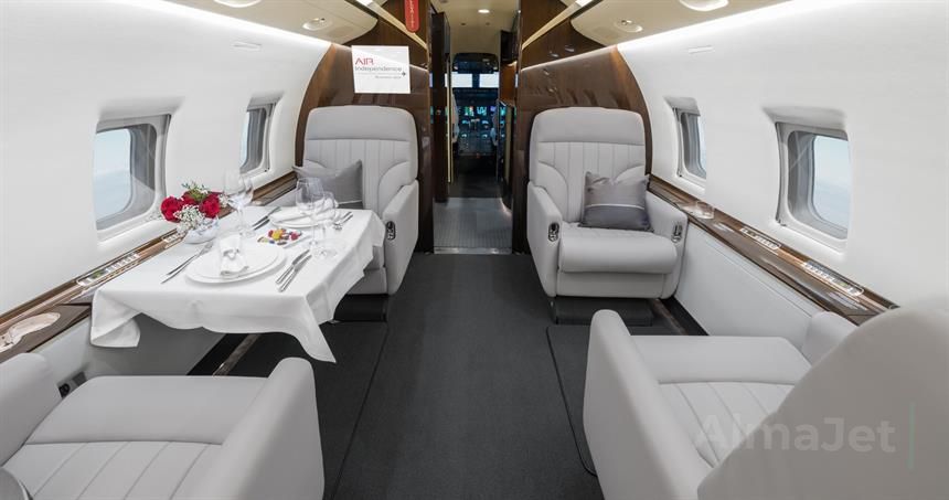 Challenger 604