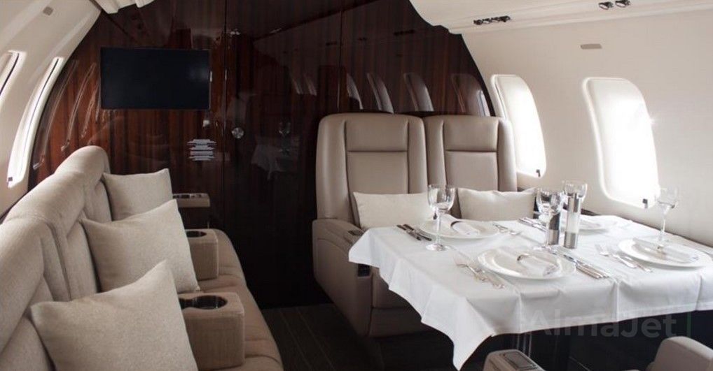 Challenger 605
