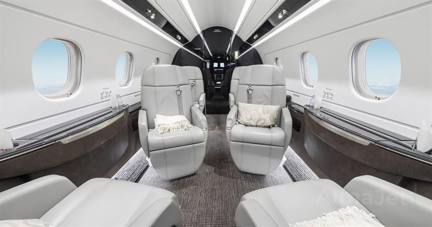 Embraer Legacy 450