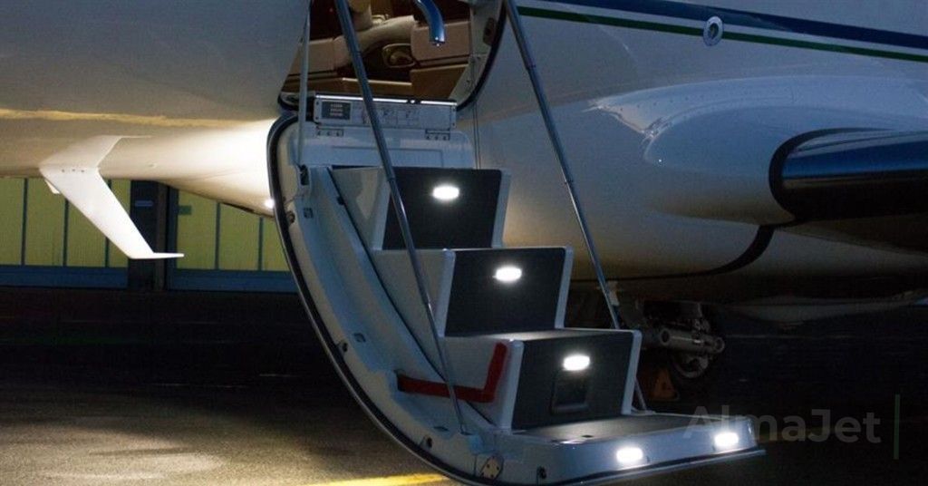 Phenom 300