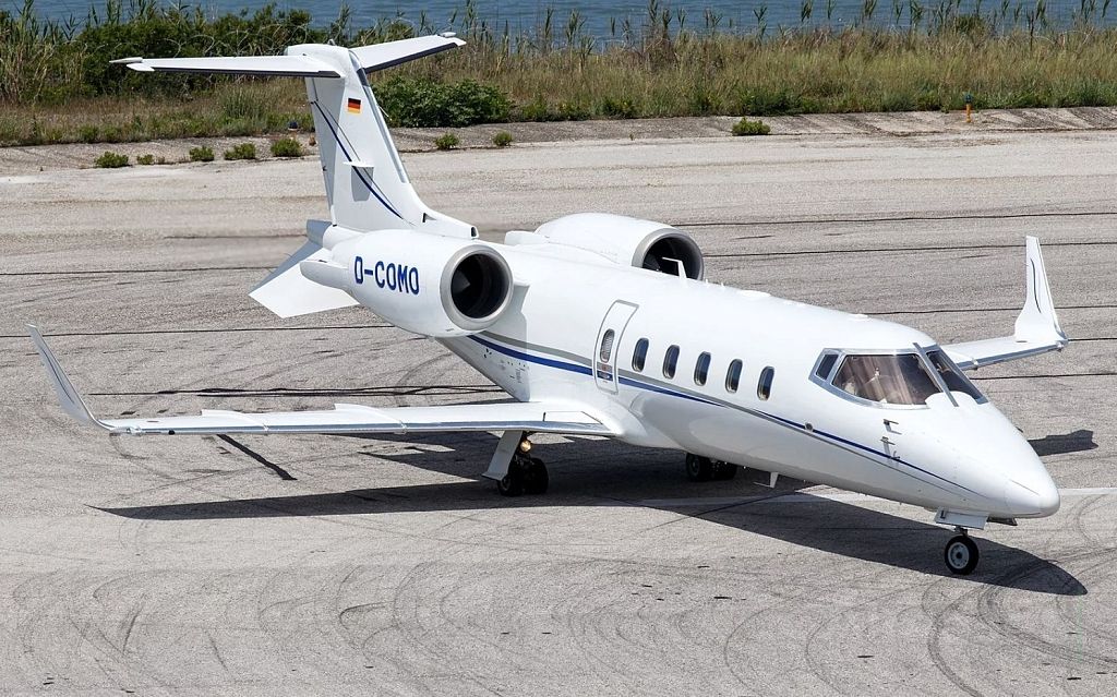 Learjet 60