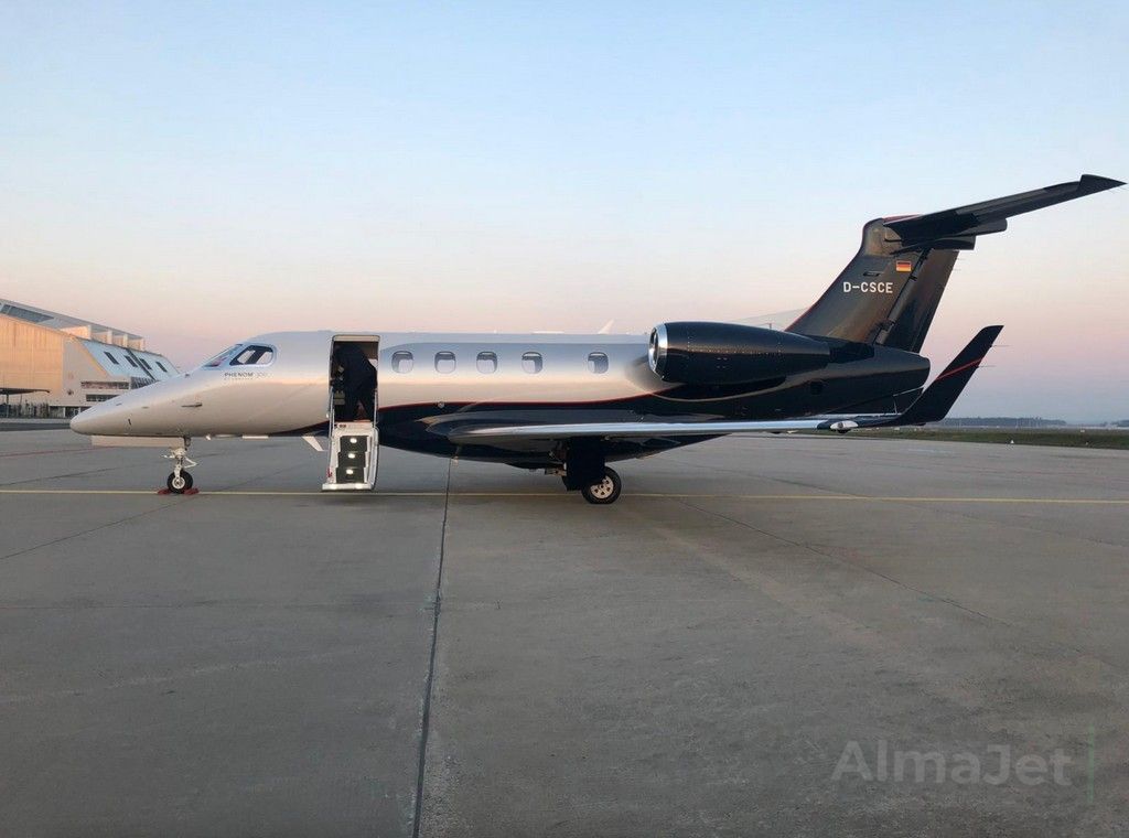 Phenom 300