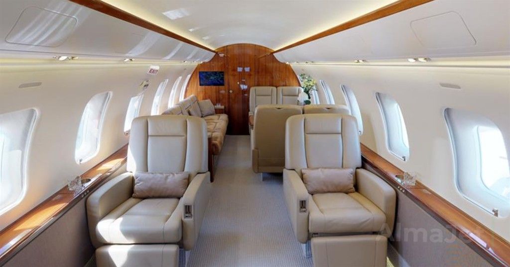 Challenger 605