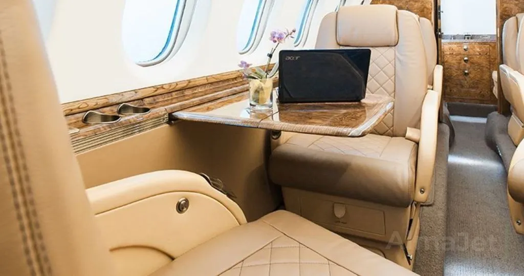 Hawker 750