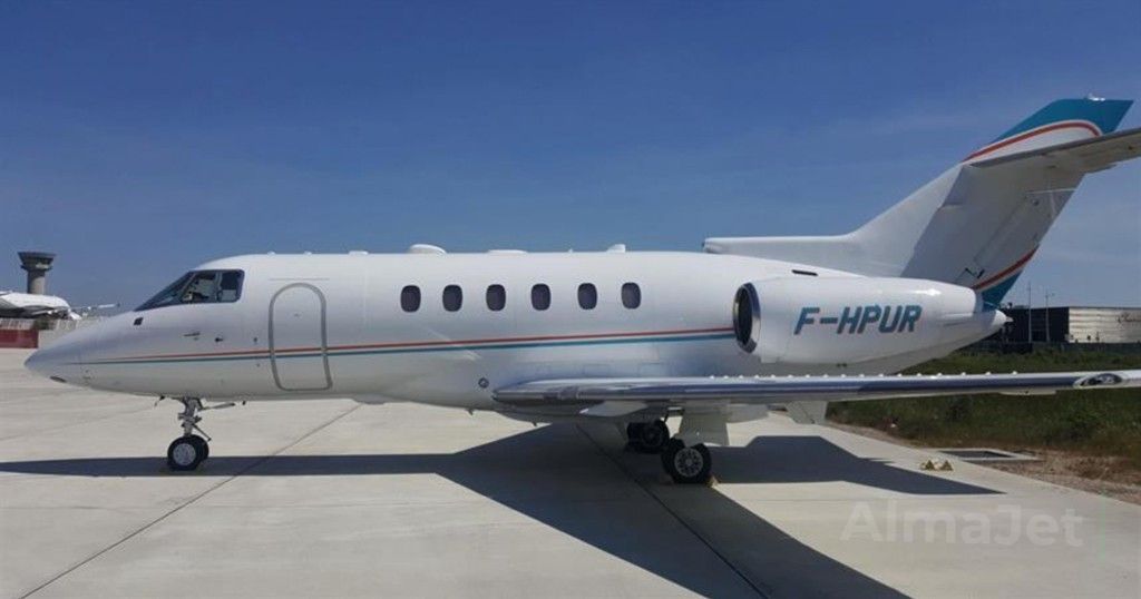 Hawker 800XP