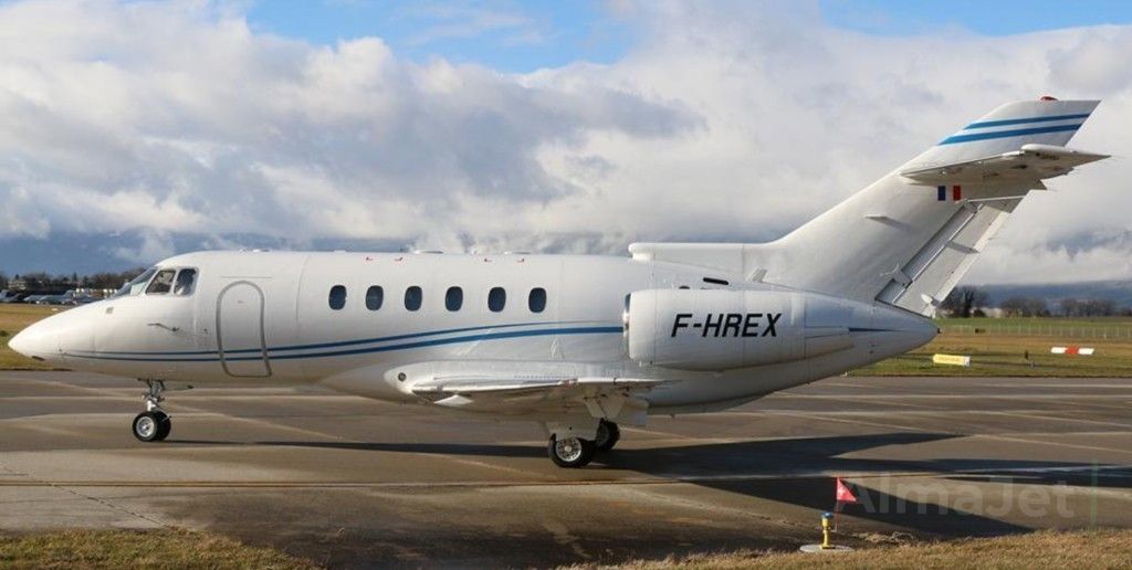 Hawker 800XP