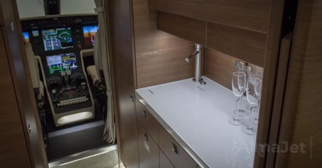 Embraer Legacy 500