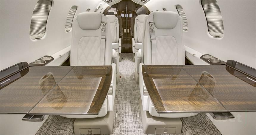 Learjet 75