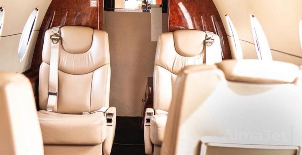 Beechjet 400