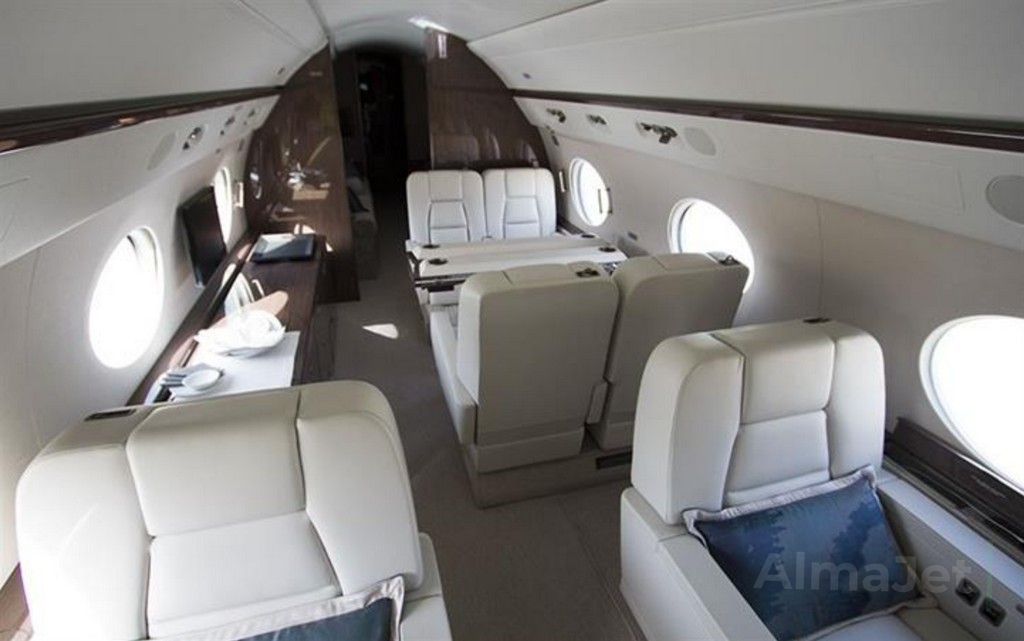 Gulfstream G-550