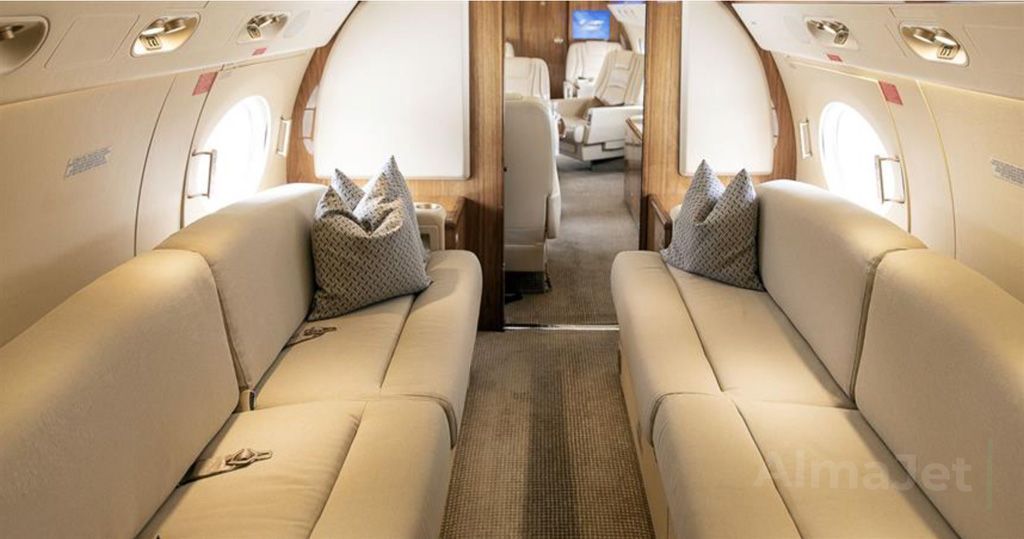 Gulfstream G-550