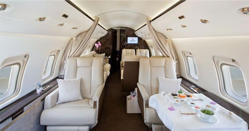 Challenger 604