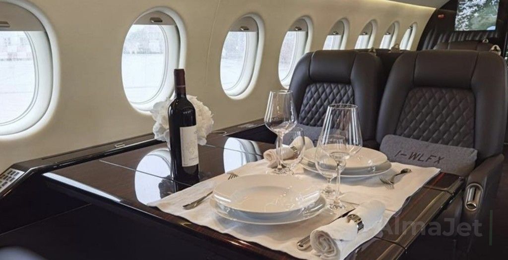 Falcon 2000