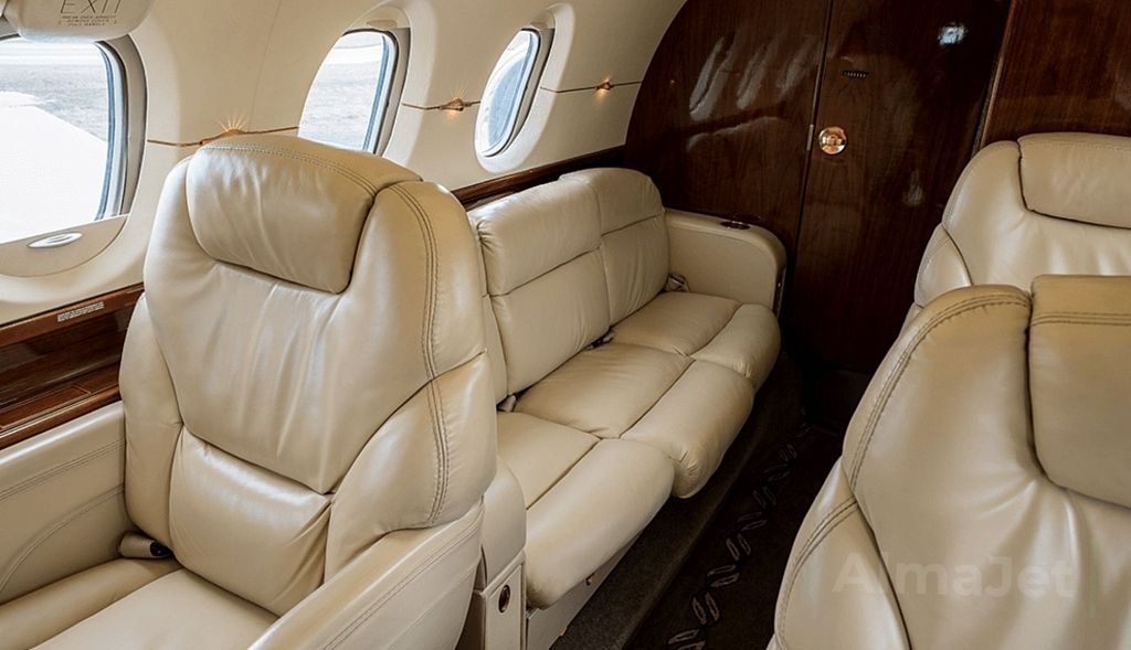 Hawker 800XP