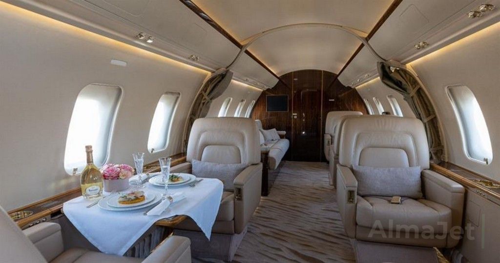 Challenger 605