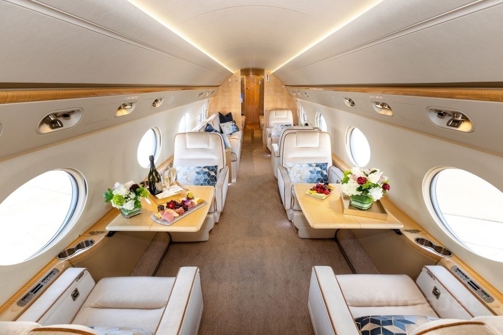 Gulfstream G-550