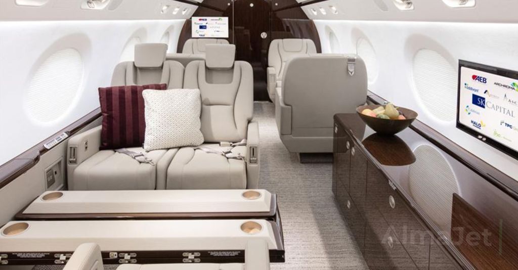 Gulfstream G-550