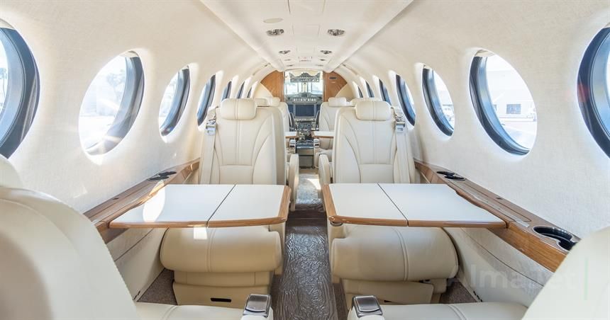 King Air 360