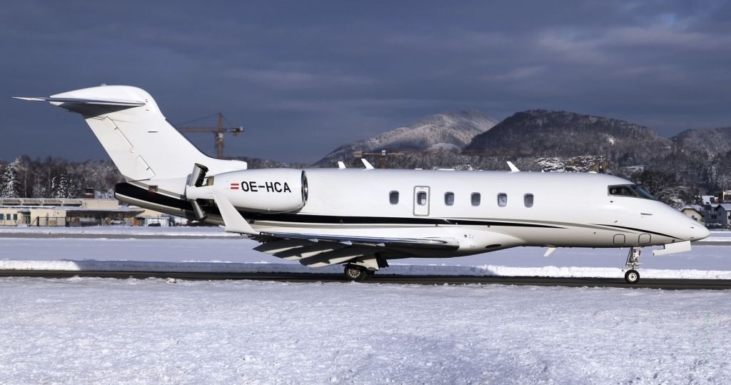 Challenger 300