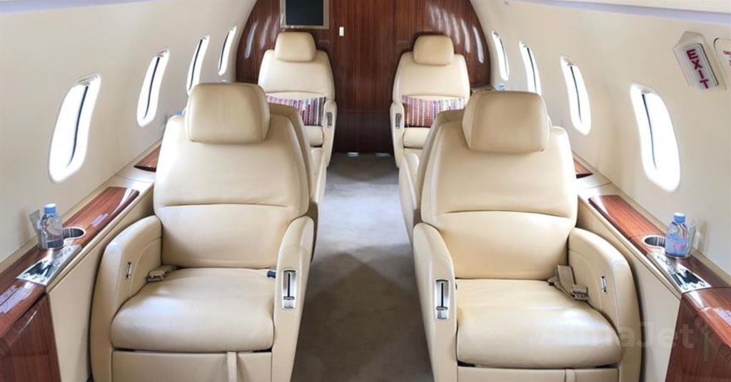 Challenger 300