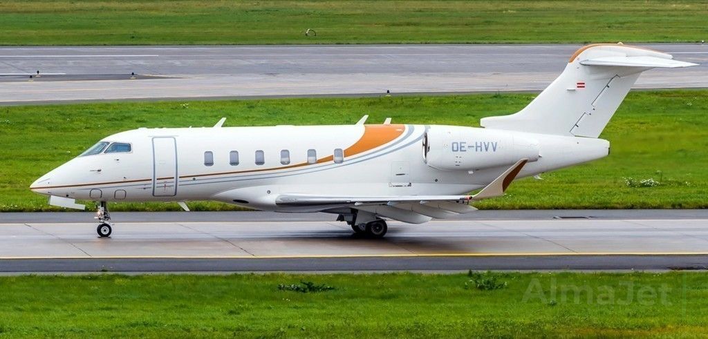 Challenger 350
