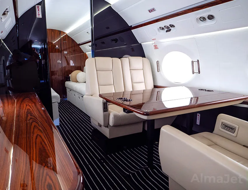 Gulfstream G-550