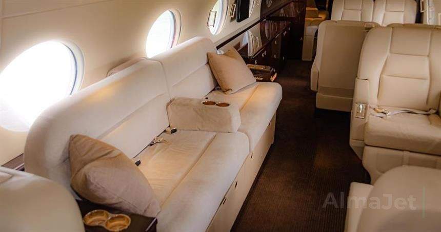 Gulfstream G-550