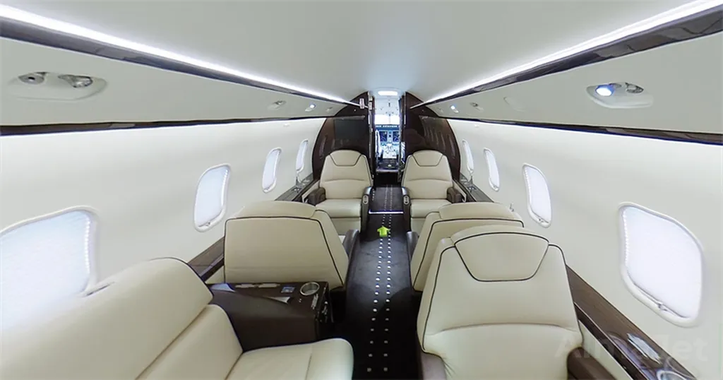 Challenger 300