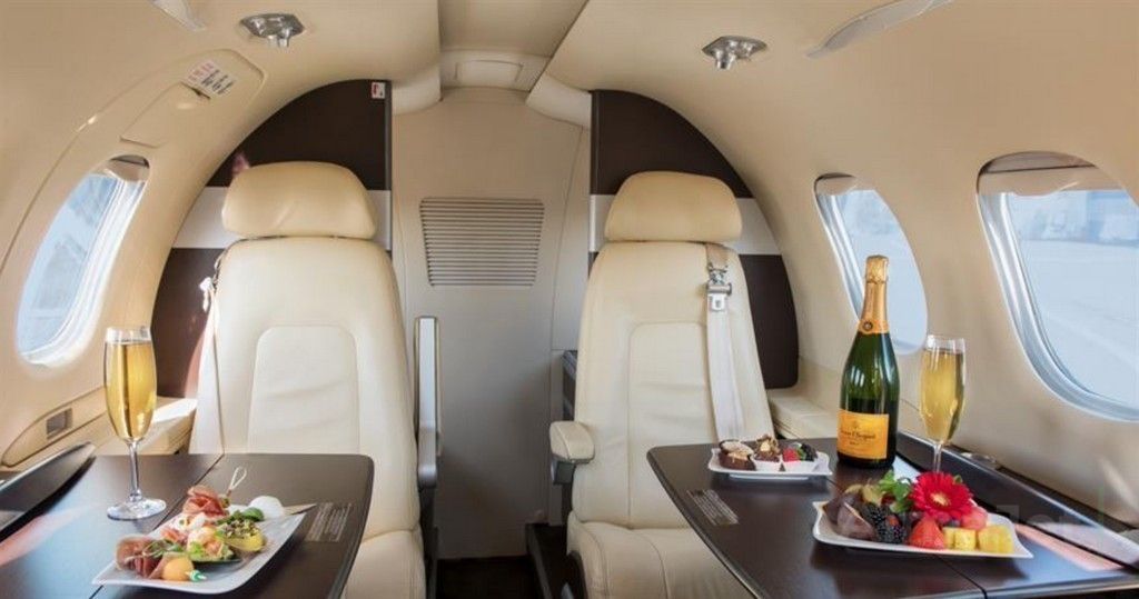Phenom 100