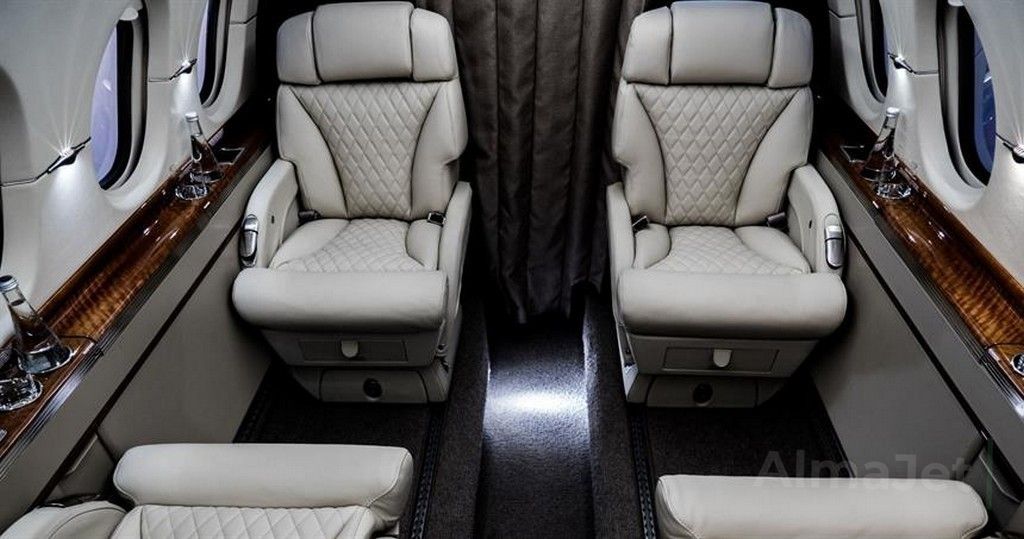Hawker 900XP