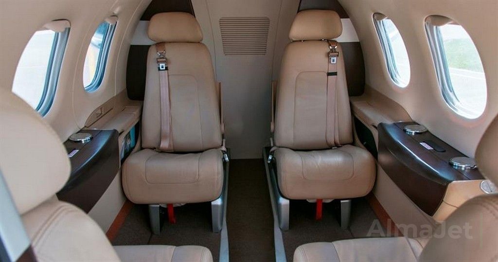 Phenom 100