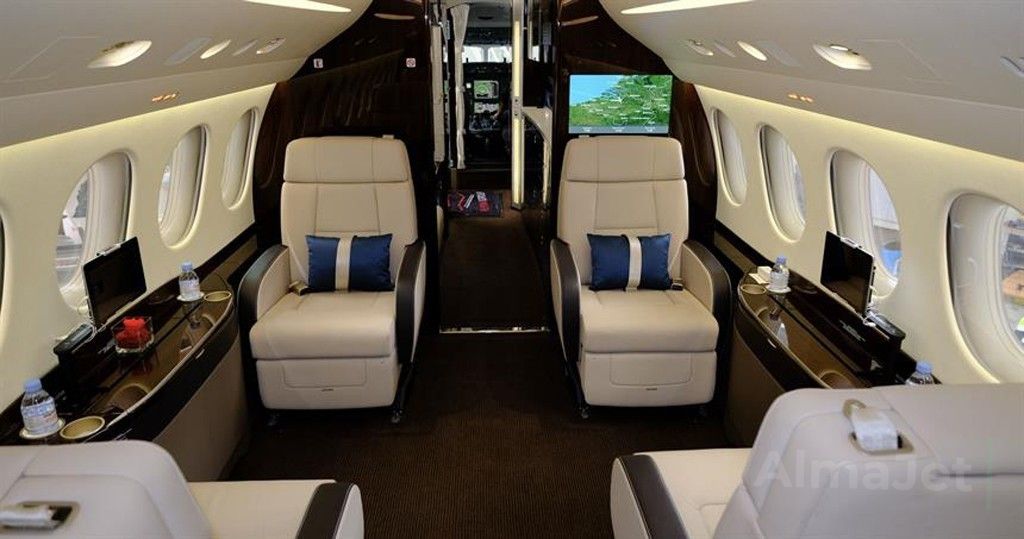 Falcon 8X